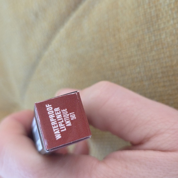 IL MAKIAGE Waterproof Lipliner Antique 501 - Picture 4 of 5